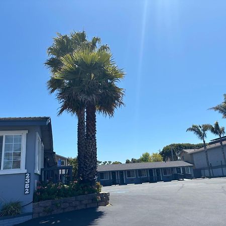 The Monterey Fireplace Inn Экстерьер фото